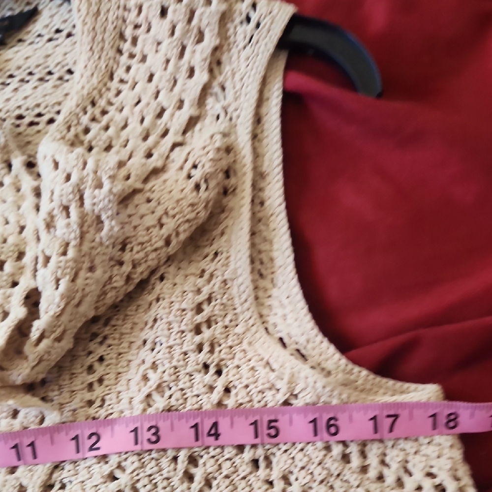 BCBGMaxAzria Beige Crochet Open-Front Vest - Picture 7 of 9